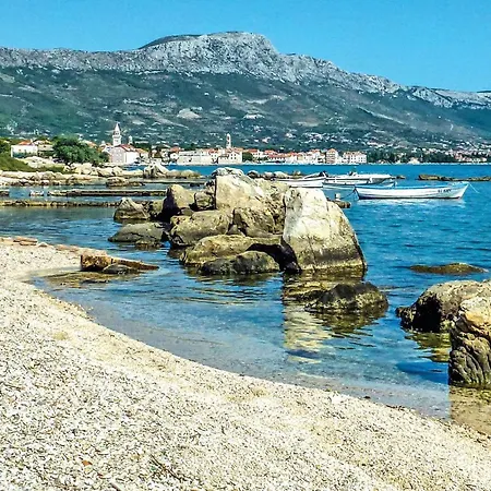 One Bedroom Stunning In Kastel Stafilic Apartmán *