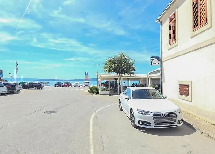 Apartmán One Bedroom Stunning In Kastel Stafilic