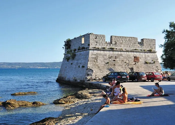 Apartmán One Bedroom Stunning In Kastel Stafilic